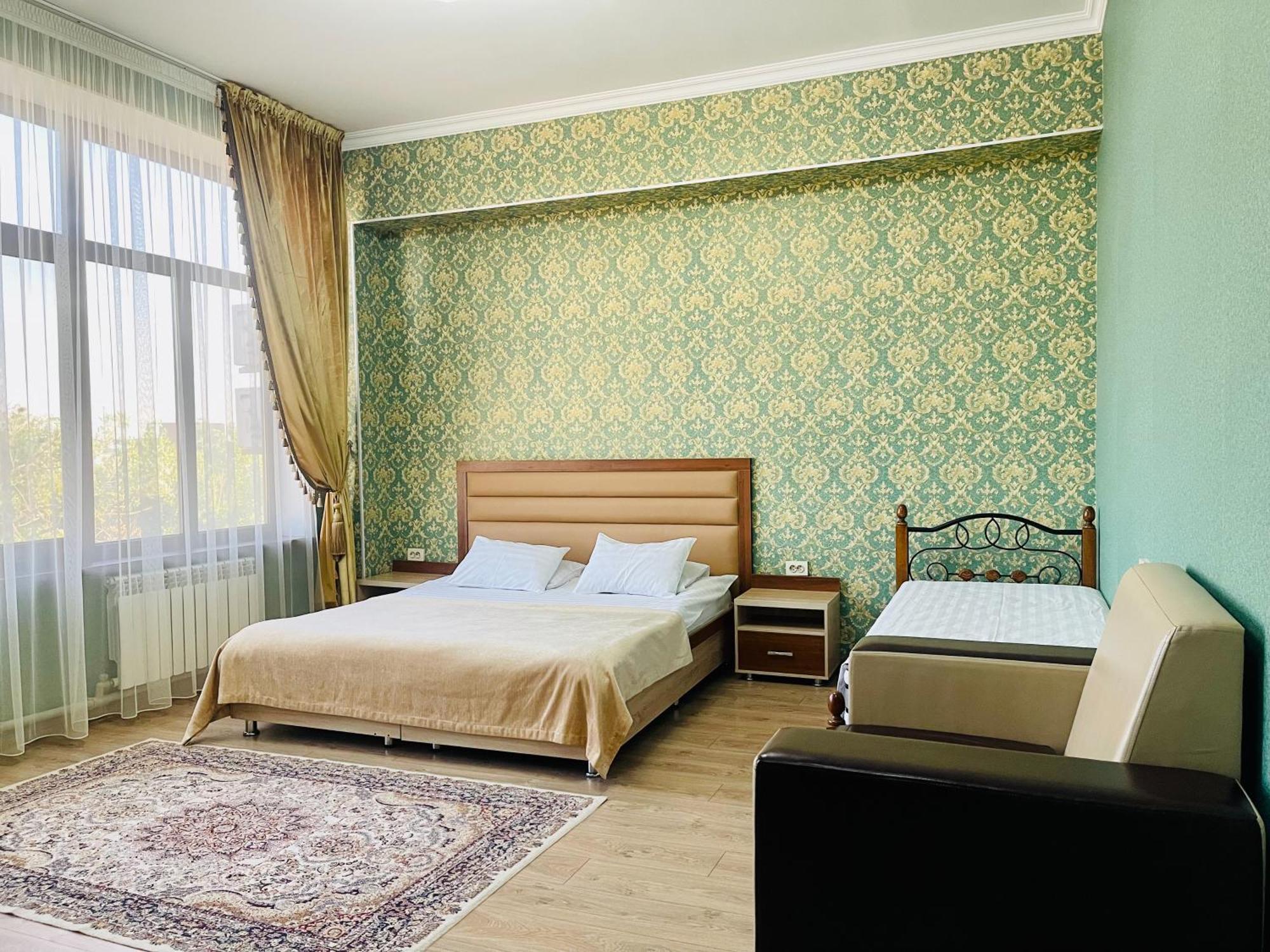 Dostyk Hotel Kyzylorda Exterior photo